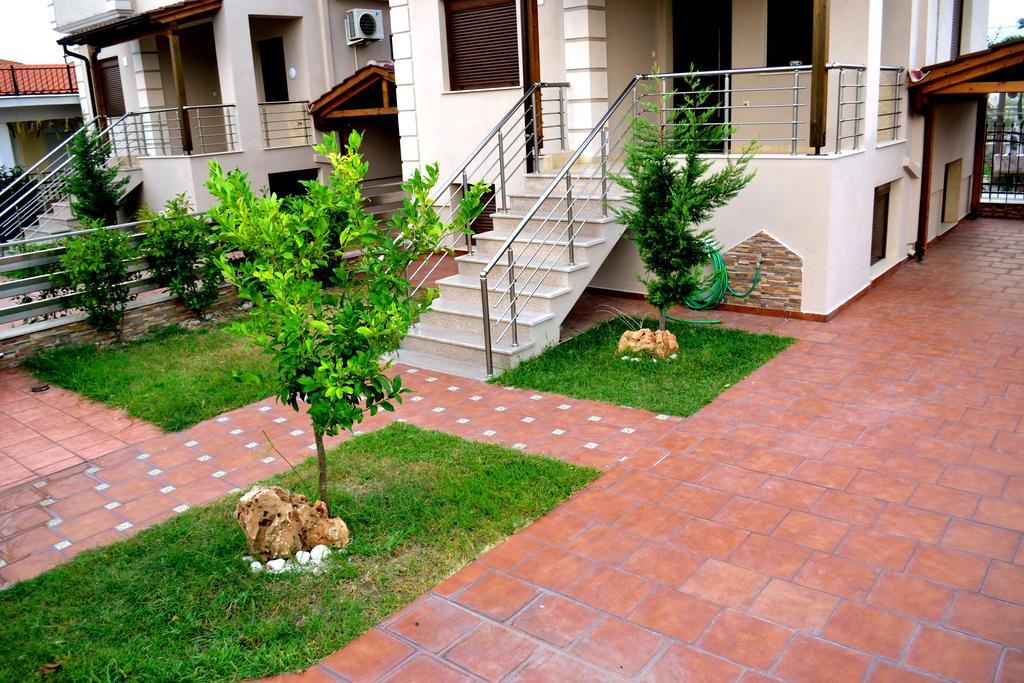Αmalia Lux Villas Vrasná Zimmer foto